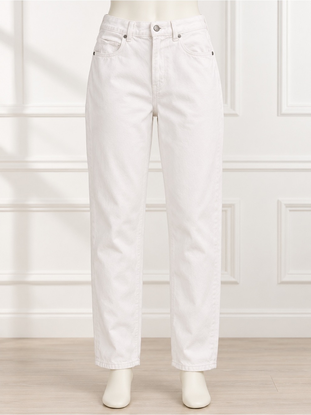 Old Navy Women's Relaxed White Jeans